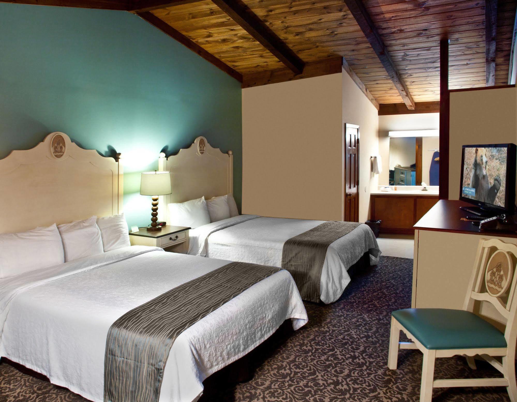 Helendorf River Inn, Suites & Conference Center Exterior photo